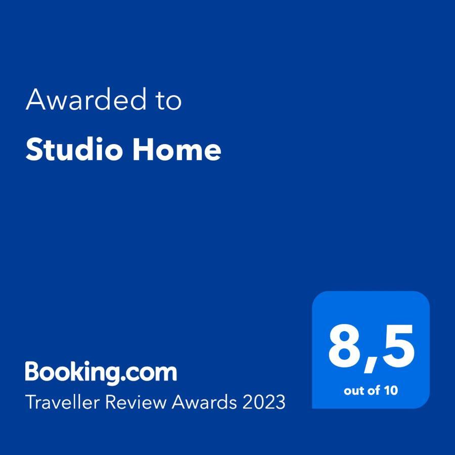 Studio Home Naousa  Luaran gambar