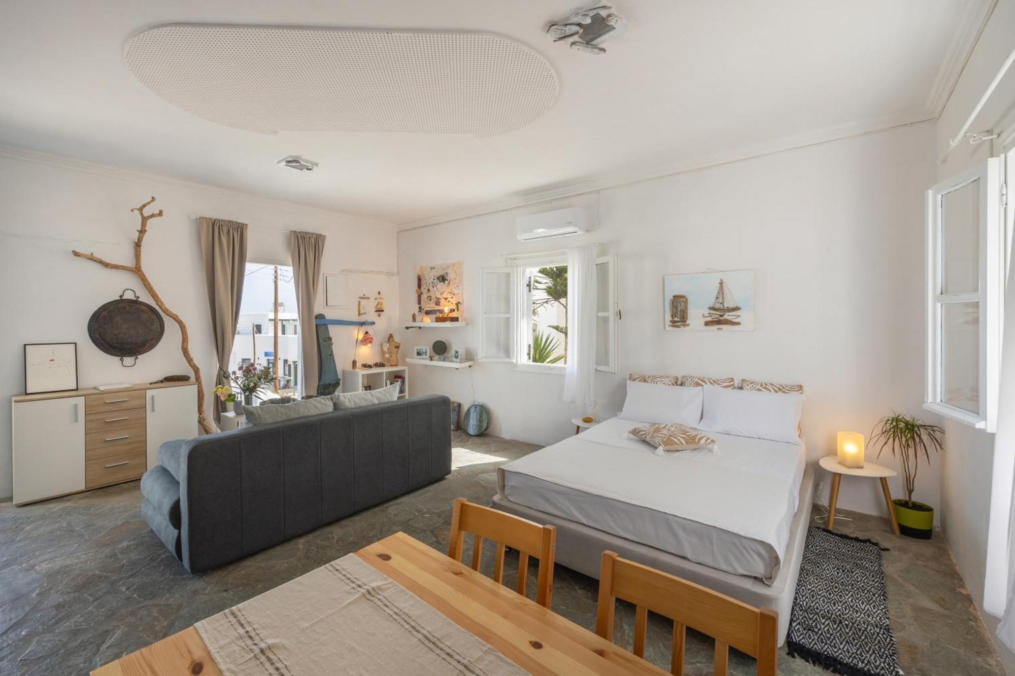 Studio Home Naousa  Bilik gambar